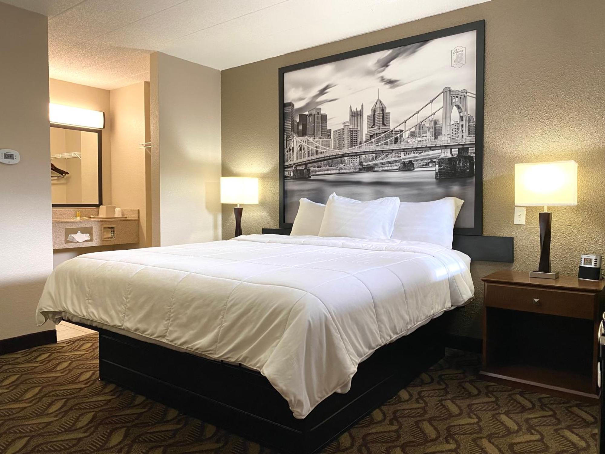 Super 8 By Wyndham Greensburg Exterior photo